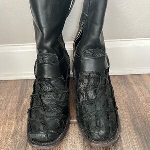 Freebird Darcy Distressed Black Ankle Booties: Size 7: NIB